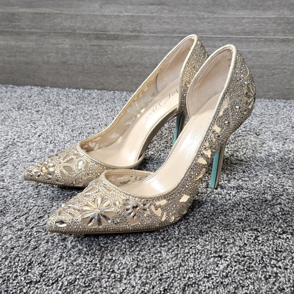 Betsey Johnson Women's Chic Rhinestone Evening Pumps NEW size 7 - Picture 12 of 16